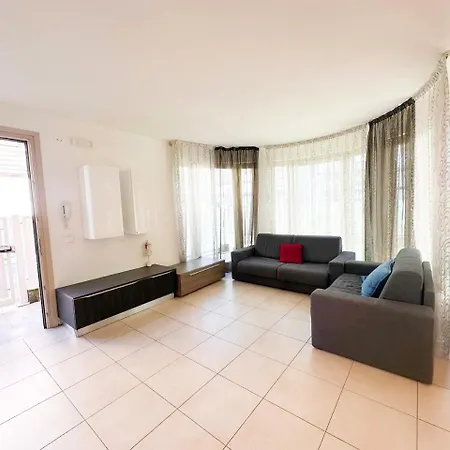 Apartment Renzo- Parcheggio E Giardino Privati A Pochi Passi Dal Mare *