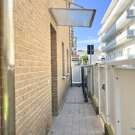 Renzo- Parcheggio E Giardino Privati A Pochi Passi Dal Mare * Lido di Jesolo